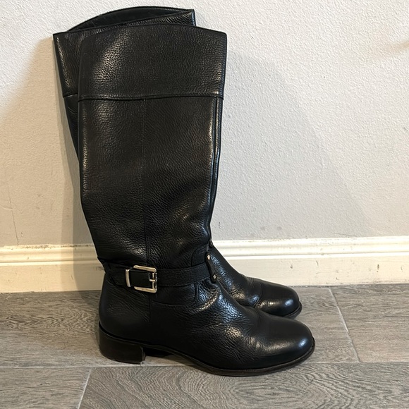 BANANA REPUBLIC BLACK LEATHER EQUESTRIAN STYLE KNEE HIGH BUCKLE ZIP UP BOOTS - Picture 1 of 13